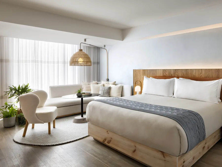 1 Hotel Toronto